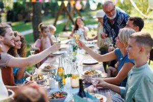  Personal Touches: Customizing Table Settings for Guests